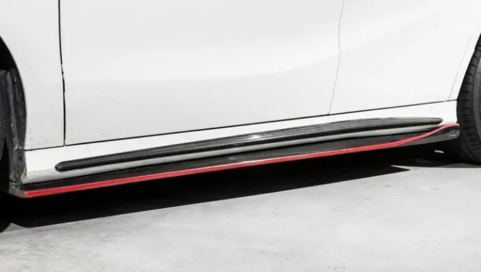 Mercedes-Benz-A-Class-A45-W176-REVO-Style-Carbon-Fibre-Side-Skirt-Extensions-XXIITUNING-2_74750040-02e6-467d-b593-7126b55.webp