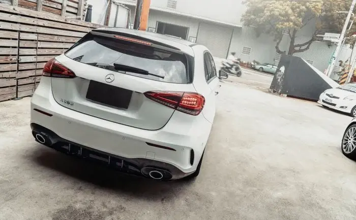 mercedes-benz-a-class-a35-w177-edition-1-style-gloss-black-rear-diffuser-XXIITUNING-1_c4ee4f44-b728-49d8-90f2-426e5bb405a8.webp