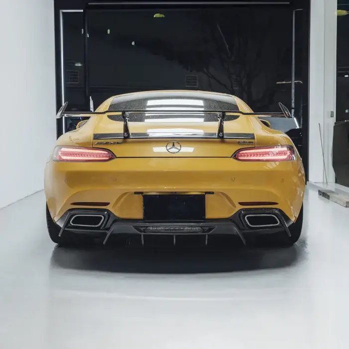 mercedes-benz-amg-gt-s-c190-r190-renntech-style-carbon-fibre-rear-diffuser-XXIITUNING-4_ec947ab5-8b6d-4317-85cb-64361f850bdb.webp