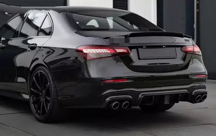 mercedes-benz-e63s-w213-facelift-brabus-900-style-carbon-fibre-body-kit-XXIITUNING-2 (1).webp