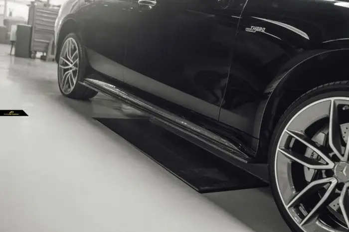 mercedes-benz-cls-class-cls53-w257-c257-future-design-gt-2-carbon-fibre-side-skirts-XXIITUNING-4_d854aecb-e0c8-4b8f.webp
