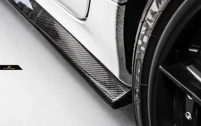 mercedes-benz-cls-class-cls63-w218-future-design-carbon-fibre-side-skirts-Pre-Facelift-XXIITUNING-1.webp