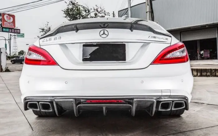 Mercedes-Benz-X218-W218-CLS-Class-CLS63-Renntech-Style-Carbon-Fibre-Rear-Diffuser-XXIITUNING-1_eac828e7-9c12-4a71-b9d7-4f4d8dcec16.webp