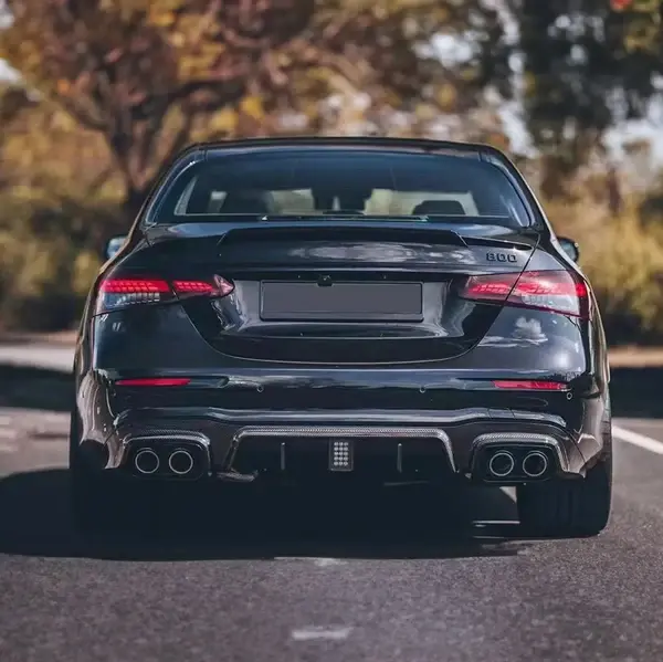 mercedes-benz-e63s-w213-facelift-brabus-900-style-carbon-fibre-rear-spoiler-XXIITUNING-1.webp
