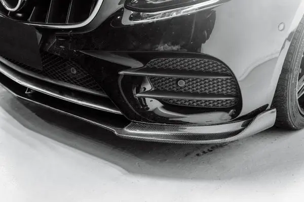 mercedes-benz-e-class-e43-w213-future-design-style-carbon-fibre-front-lip-XXIITUNING-1_69160714-8257-4199-9e17-56b1b06.webp