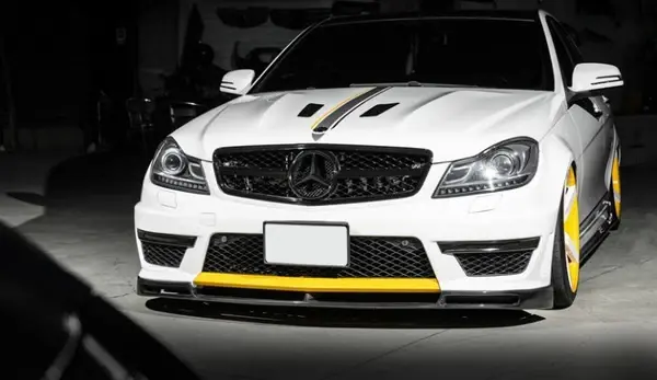 mercedes-benz-c63-w204-s204-facelift-vs-style-carbon-fibre-front-lip-XXIITUNING-7_084b9911-ed48-4e5e-a85b-ed4ee92fe7a0.webp