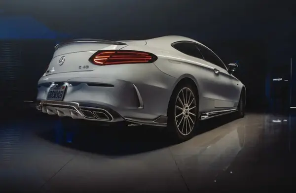 Mercedes-Benz-C-Class-C63-C205-Future-Design-Style-Carbon-Fibre-Rear-Diffuser-XXIITUNING-10_f15aee7c-695b-45fe-8e88-37a.webp