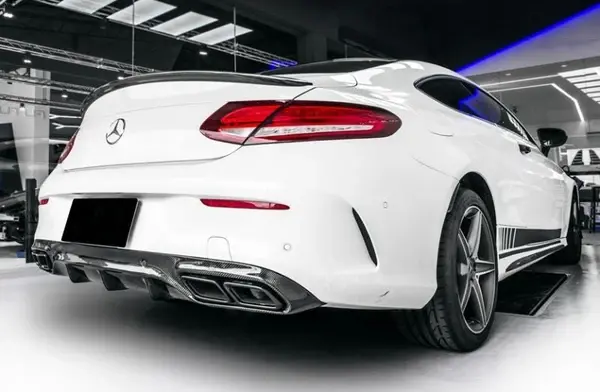 Mercedes-Benz-C-Class-C63-C205-Future-Design-Style-Carbon-Fibre-Rear-Diffuser-XXIITUNING-3_eb4eafdb-defa-4a0a-8ad5-6d57.webp