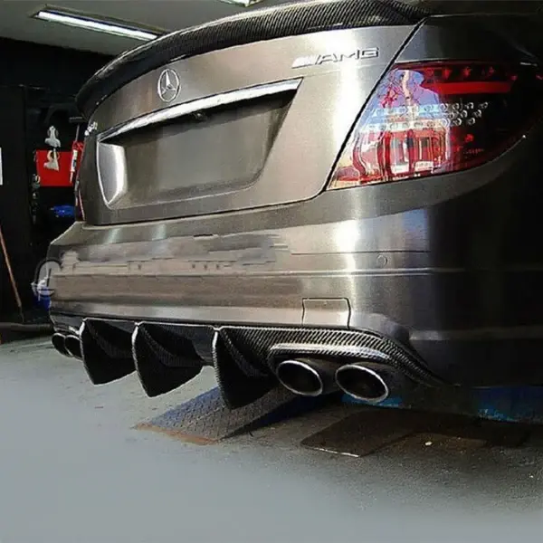 mercedes-benz-c63-w204-pre-facelift-big-fin-style-carbon-fibre-rear-diffuser-XXIITUNING-1.webp