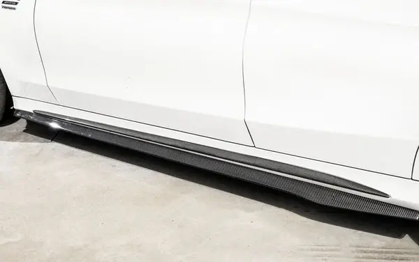 Mercedes-Benz-C63-C205-Future-Design-Style-Carbon-Fibre-Side-Skirts-XXIITUNING-1_d2e4f3ce-5b18-4e3f-a2c6-43d7d2e45888.webp