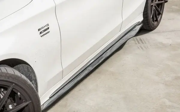 Mercedes-Benz-C63-C205-Future-Design-Style-Carbon-Fibre-Side-Skirts-XXIITUNING-6_21347d92-7bba-4b28-ad16-5eb5955d5d0a.webp