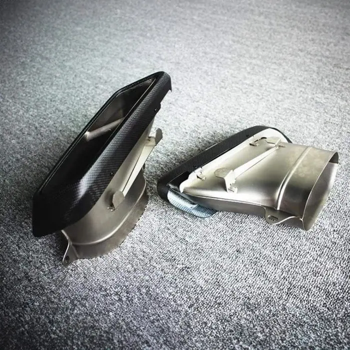 mercedes-benz-c63-w205-s205-c205-ak-style-carbon-fibre-exhaust-tips-XXIITUNING-7.webp