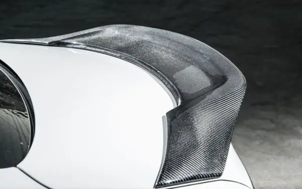 mercedes-benz-c-class-c63-w205-renntech-style-carbon-fibre-rear-spoiler-XXIITUNING_58b779ff-2896-41da-a600-f89edb66.webp