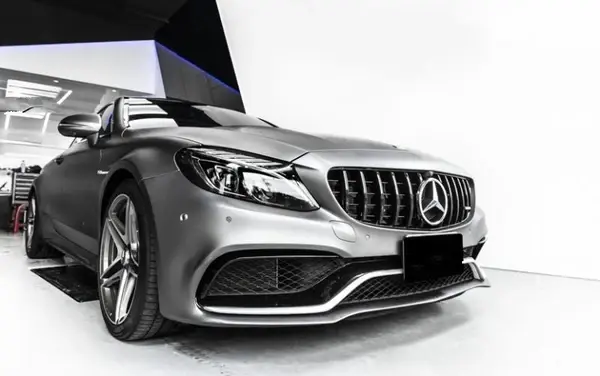 mercedes-benz-c63-c63s-w205-s205-c205-panamericana-gt-gloss-black-front-grille-XXIITUNING-3_50de8a61-b64e-4736-a417-0a408.webp