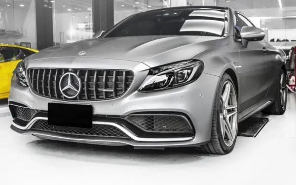 mercedes-benz-c63-c63s-w205-s205-c205-panamericana-gt-gloss-black-front-grille-XXIITUNING-5_dcda87ec-eca8-480b-a8bf-3c6e7.webp