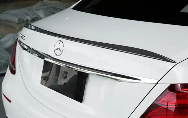 mercedes-benz-e-class-e43-e63-w213-amg-style-carbon-fibre-rear-spoiler-XXIITUNING-2_1bdeb94f-d9a9-4483-bd76-6a66dc0fdf59.webp