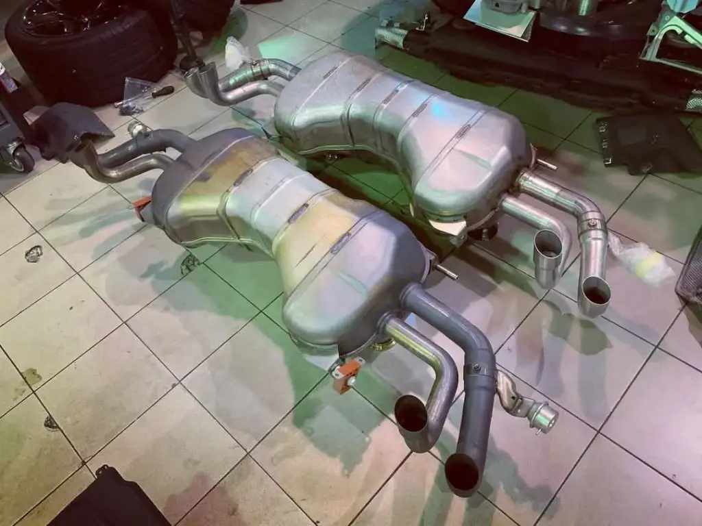 Lamborghini Huracán Genuine Accessori Originali Track Exhaust Upgrade

