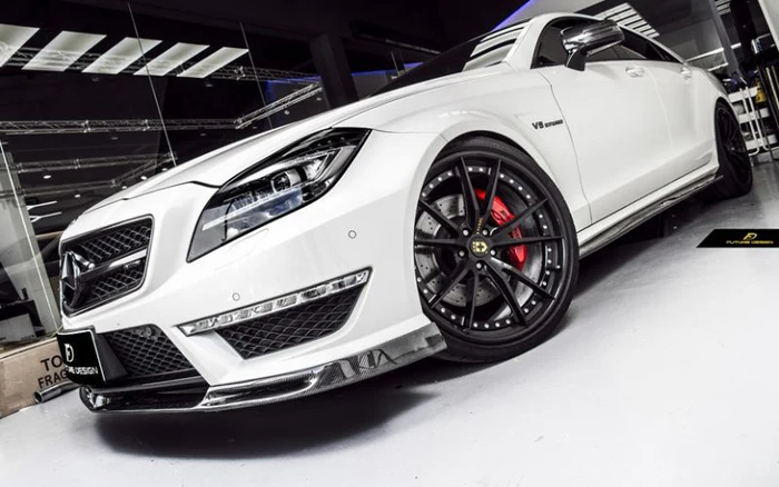 Mercedes Benz CLS-Class/CLS63 (W218) Future Design GTS Carbon Fibre Side Skirts 